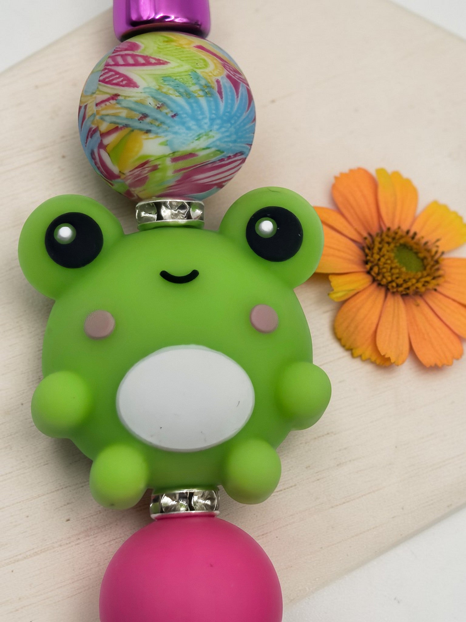 🐸✨ Kawaii Froggy Sparkle Beaded Pen ✨🐸
