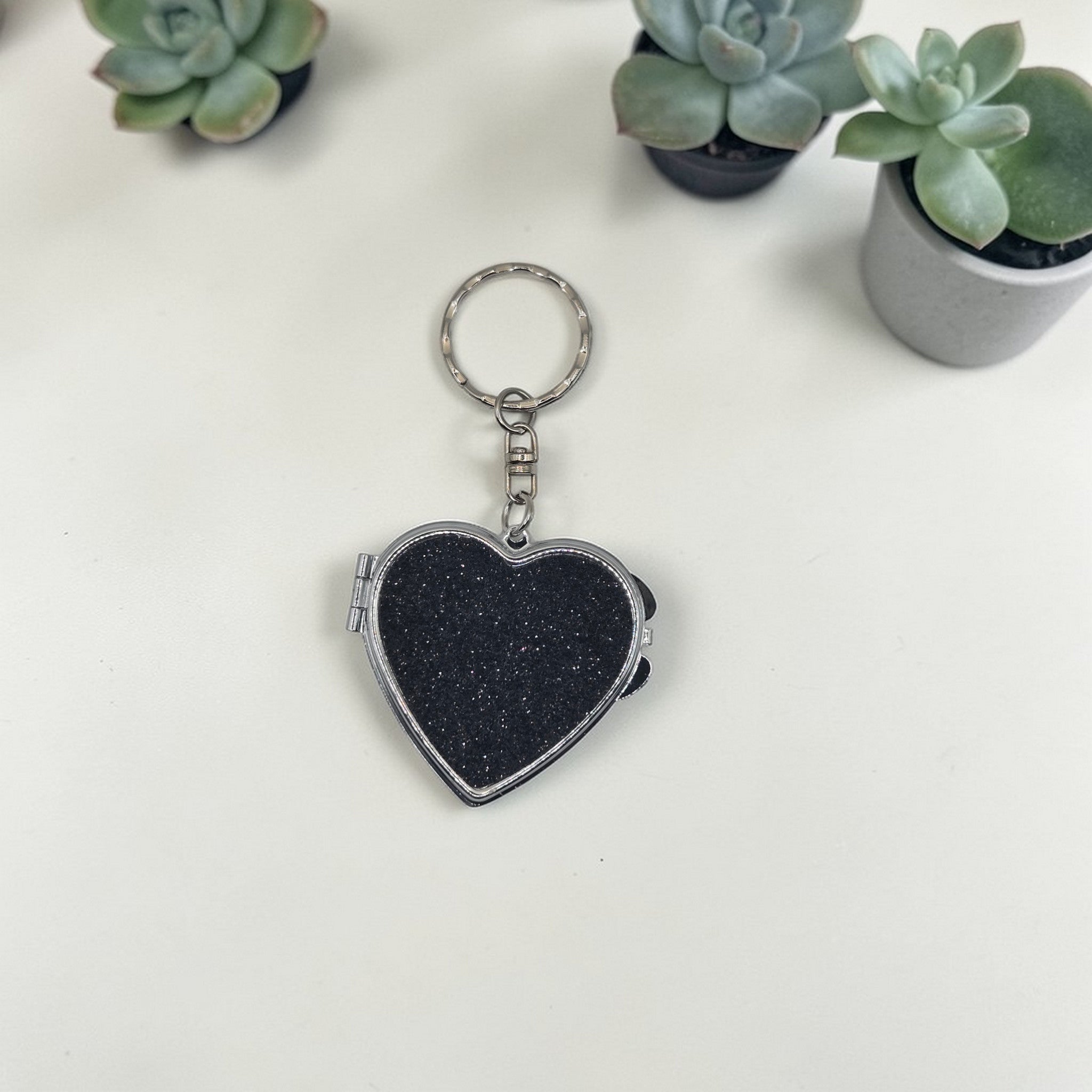 💖✨ Sparkle Heart Mirror Keychain ✨💖