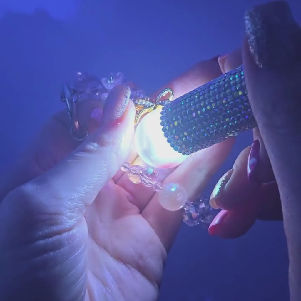 ✨ Enchanted Luxe Crystal Phone Chain – Glow in the Dark & Color Changing